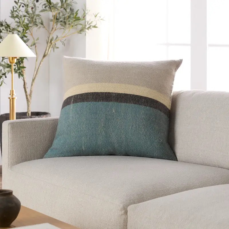 Belinda 26" Pillow, 100% Wool