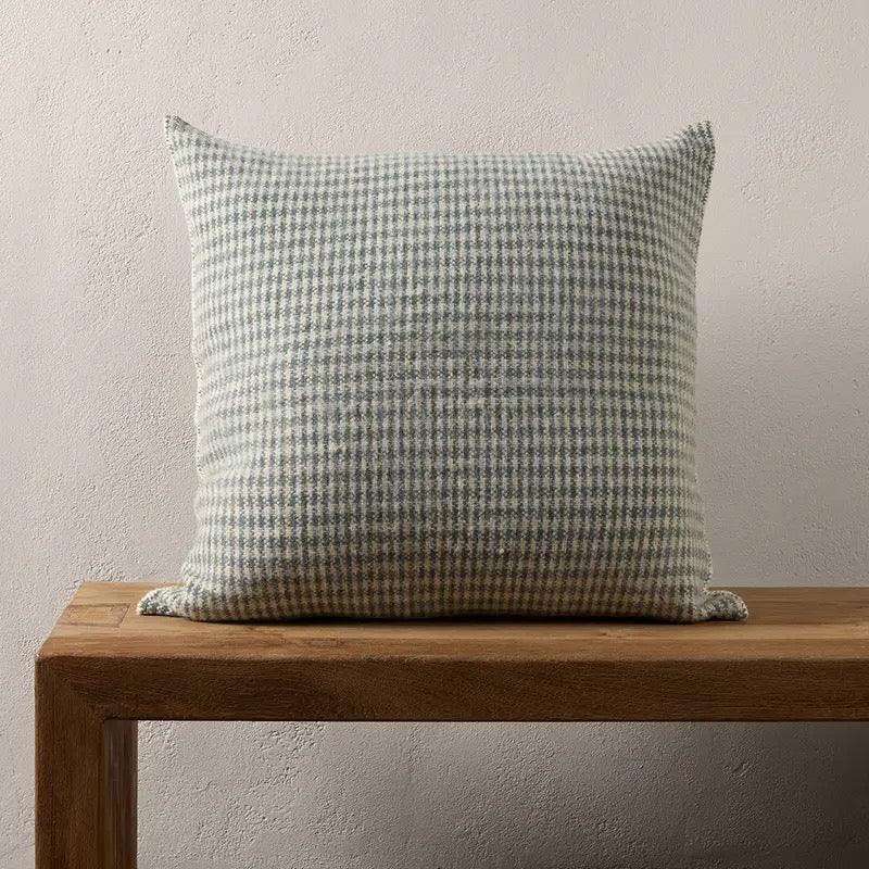 Alandair Pillow, 26 x 26" 100% Wool, Hand Spun in India