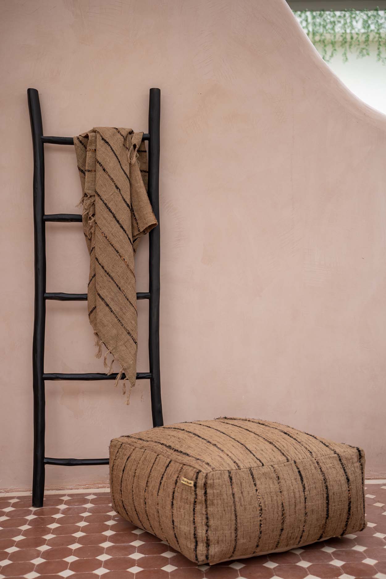 The Tulum Ladder - Black